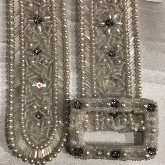 Accessories - Beaded rhinestone detailed belt